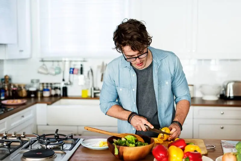 cyclis cooking a meal