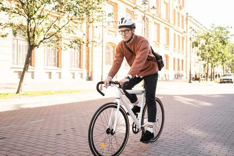 bicycle commuter bicycle commuter
