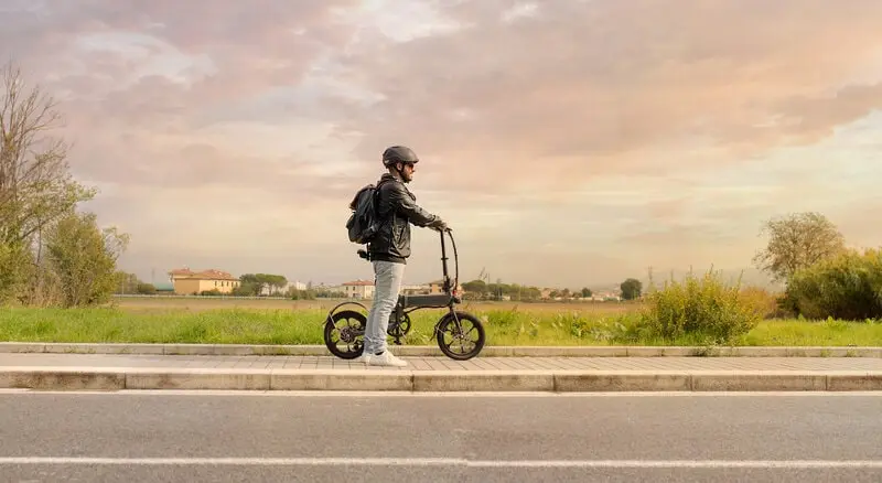 Mastering the last mile: boost your commute with a bike