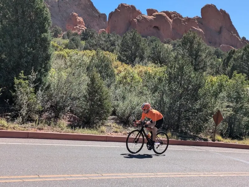 climbing cyclist climbing cyclist