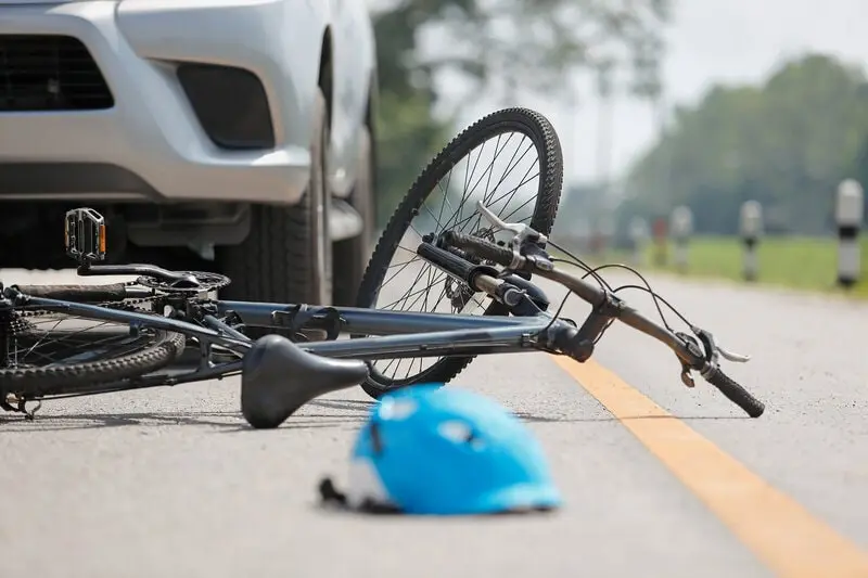 Cyclists: what to do if you are hit by a car Cyclists: what to do if you are hit by a car