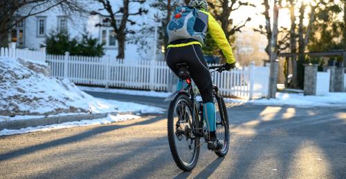How to stay warm on a winter ride
