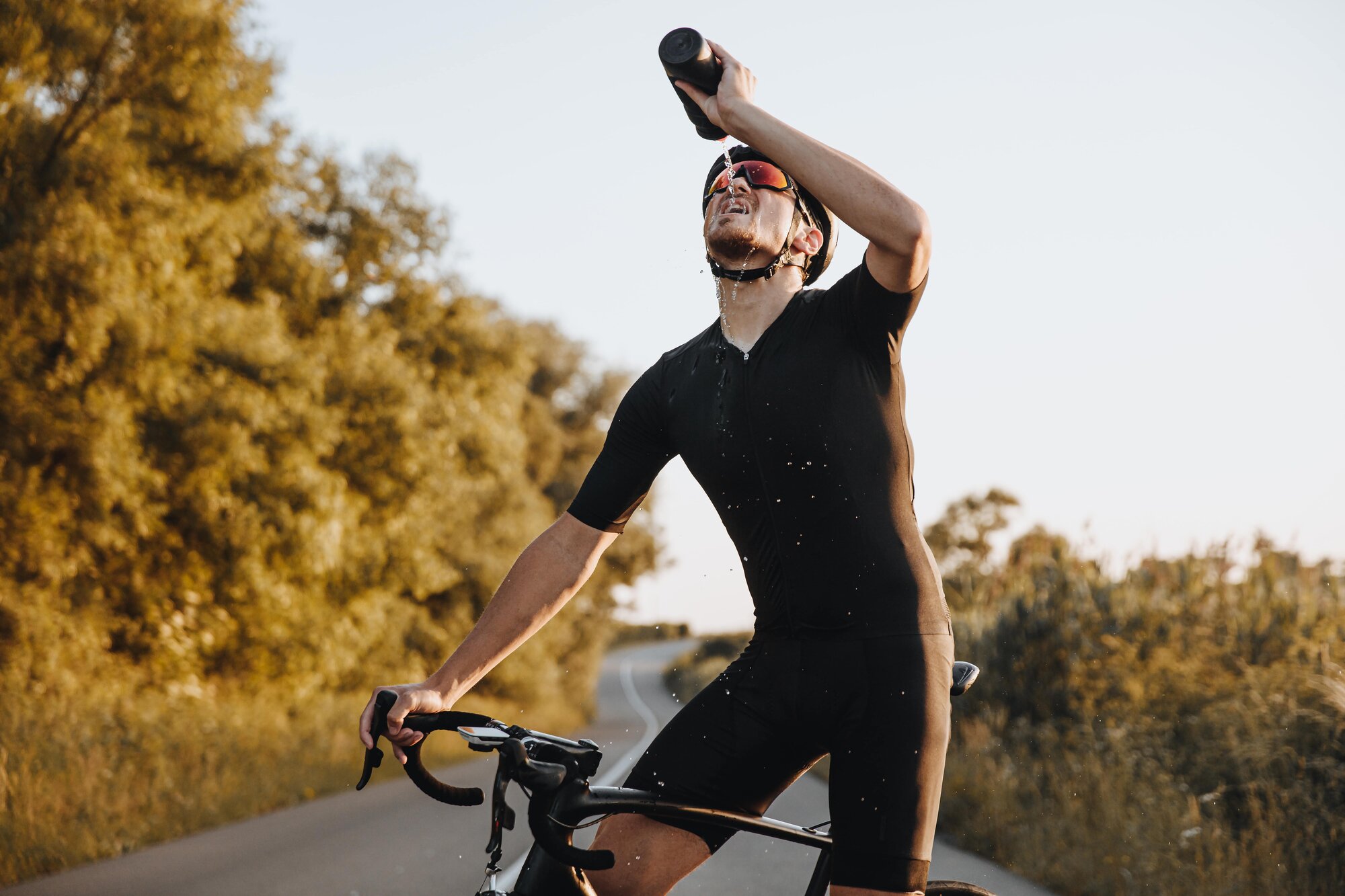 hydrate while cycling